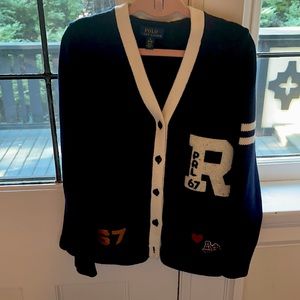 Girl’s sweater size 8